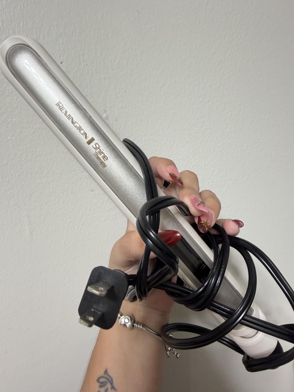 Remington Shine Therapy 1 Inch Hair Straightener, Argan Oil & Keratin customer photo 1