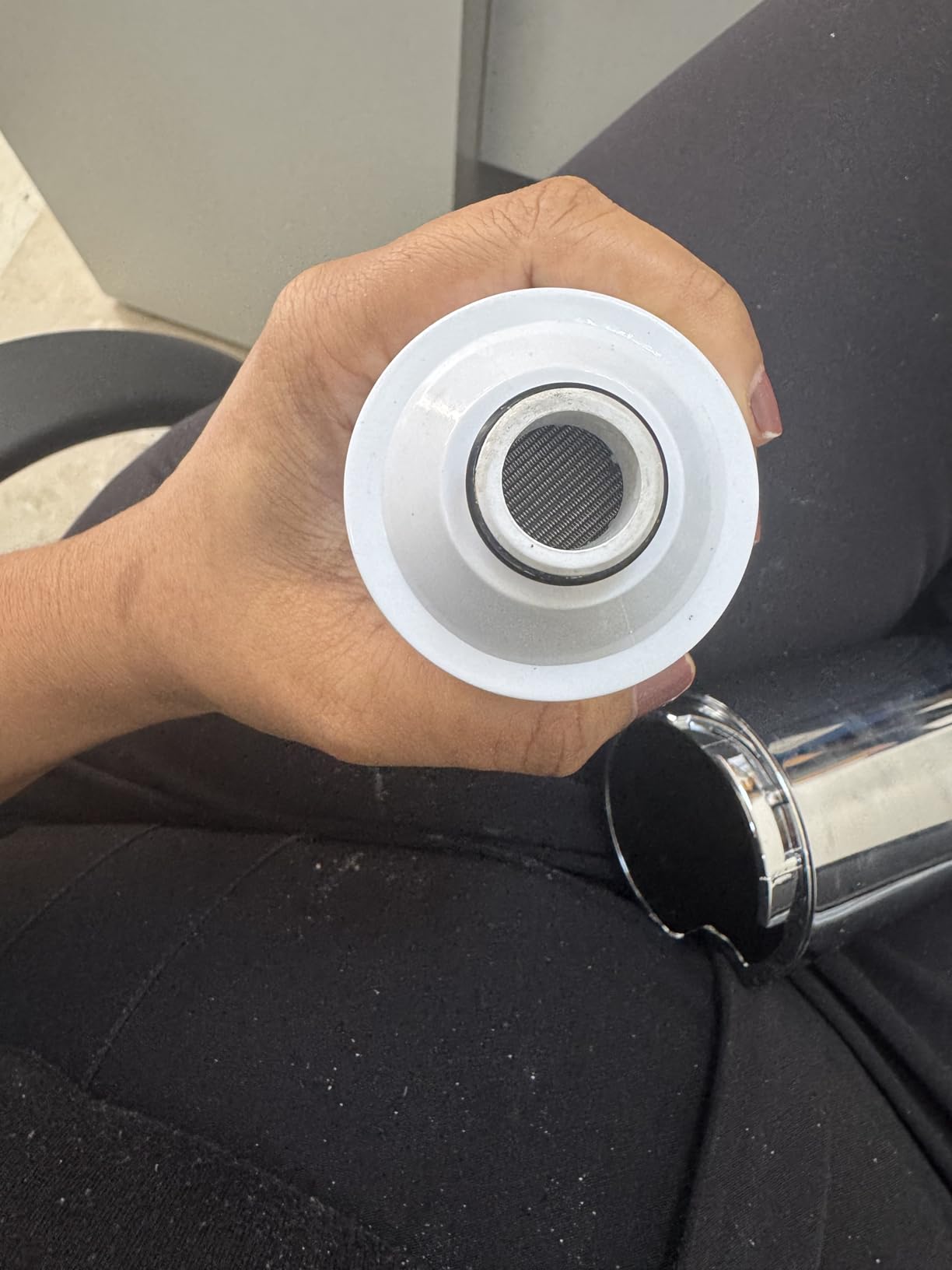 PHILIPS Shower Filter, Reduces Chlorine & Heavy Metals, AWP1775CH/37 customer photo 1