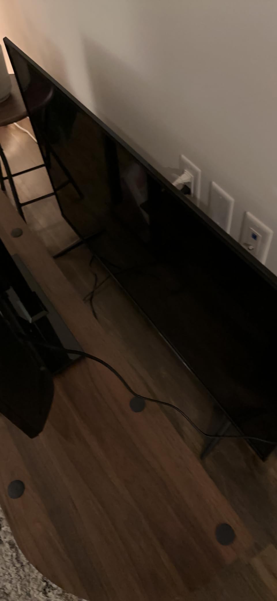 TCL 43