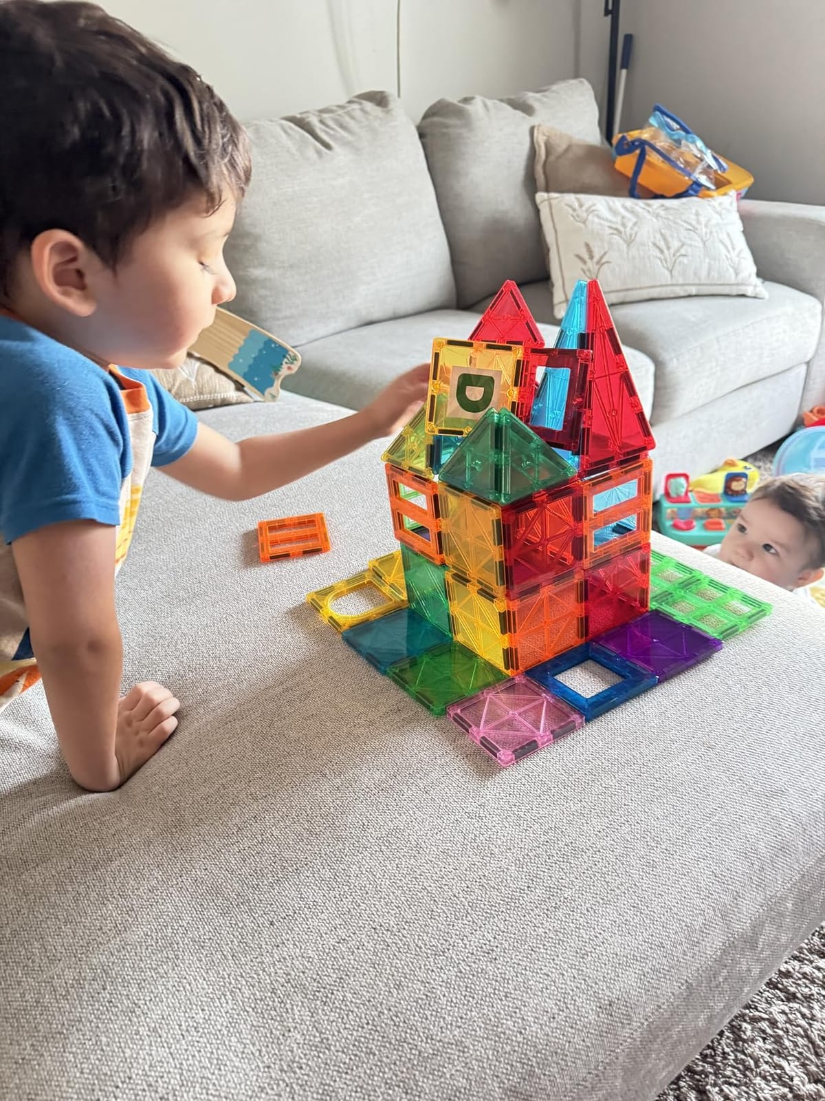 FNJO Magnetic Tiles, 100PCS Building Blocks, STEM Magnets Building Toy Set, Preschool Kindergarten Construction Stacking Toy, School Teacher Supplies, Classroom Must Haves customer photo 1