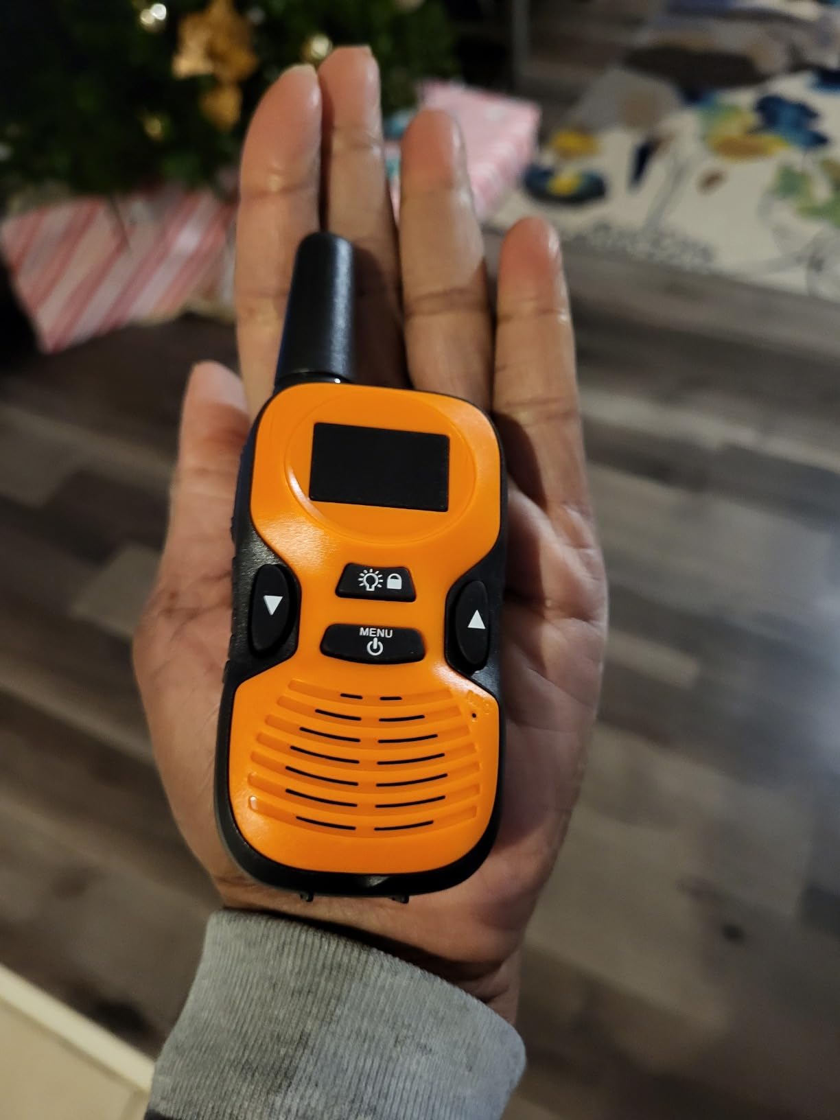 Walkie Talkies for Kids Long Range: 4 Pack 4-Color Replaceable Back Shell customer photo 1