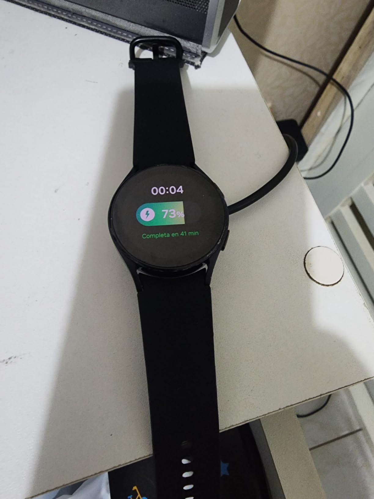 SAMSUNG Galaxy Watch 5 40mm Bluetooth Smartwatch w/Body, Health, Fitness and Sleep Tracker, Improved Battery, Sapphire Crystal Glass, Enhanced GPS Tracking, US Version, Gray (Renewed) customer photo 2
