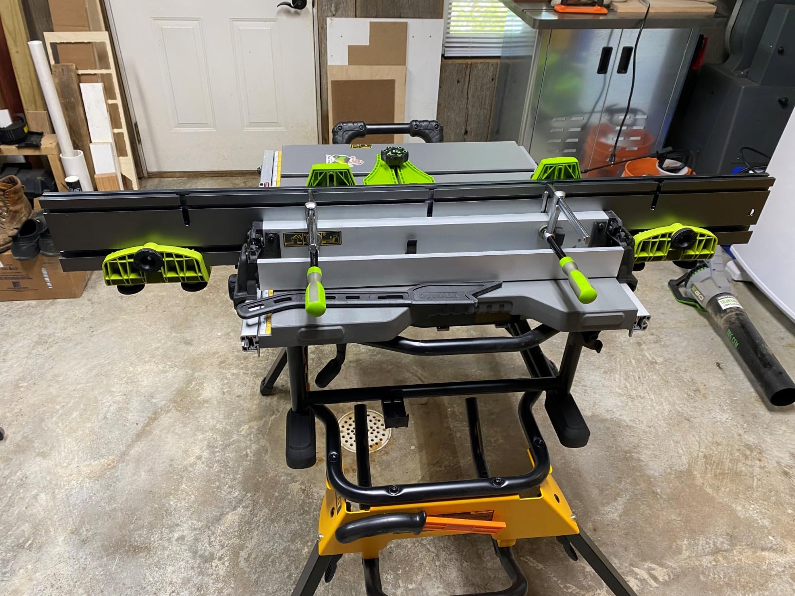BOW Products Ultimate Table Saw XTENDER & Safety Kit - Includes 46” XT XTENDER Fence, 2-XT1 Support Feeds, 2-XT2 T-Track Clamps, FP1 FeatherPRO Featherboard, and FP4 FencePRO Featherboards customer photo 1