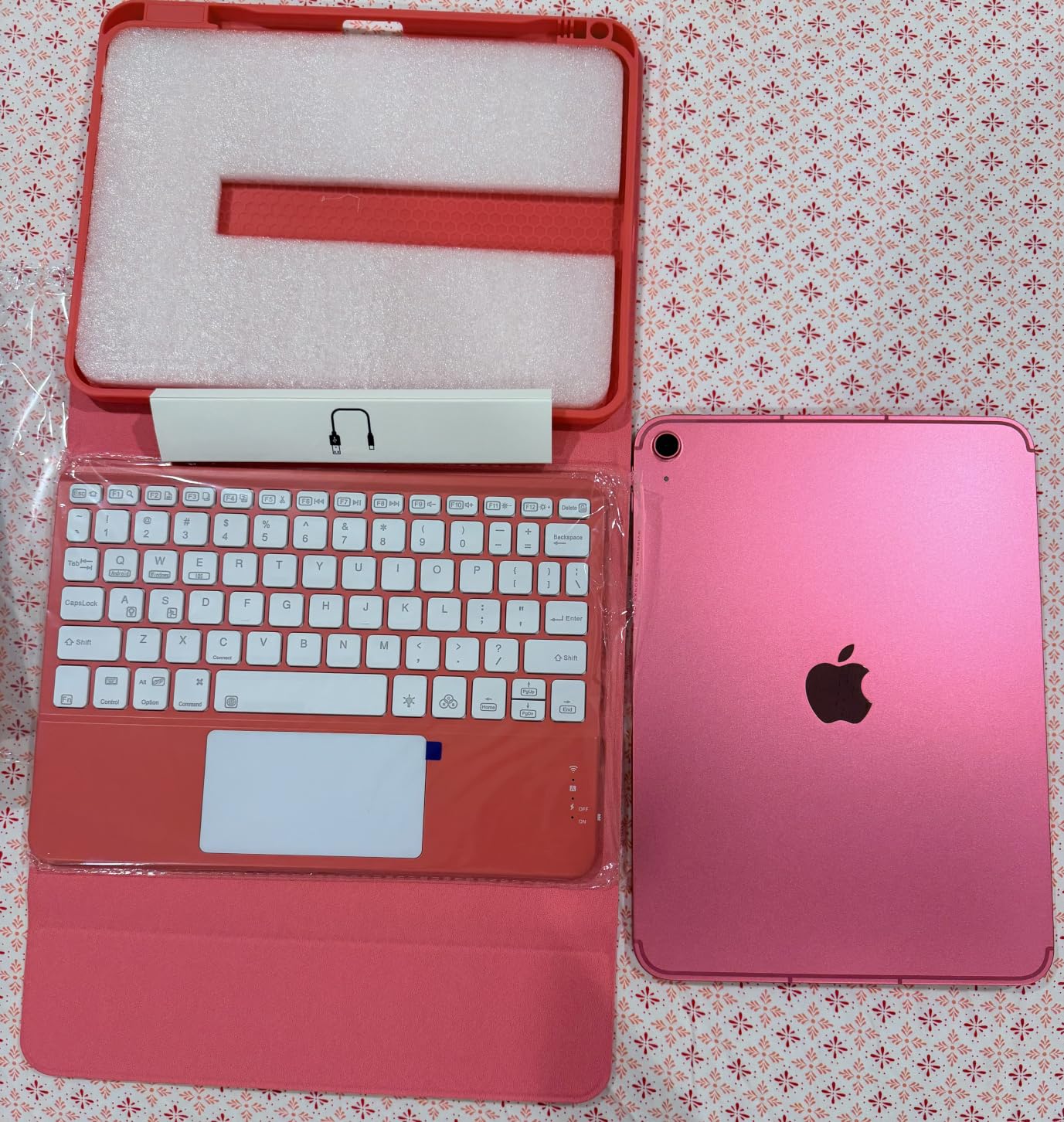Harvopu for iPad A16 11th/10th Generation Case with Keyboard, Folio Cover customer photo 2