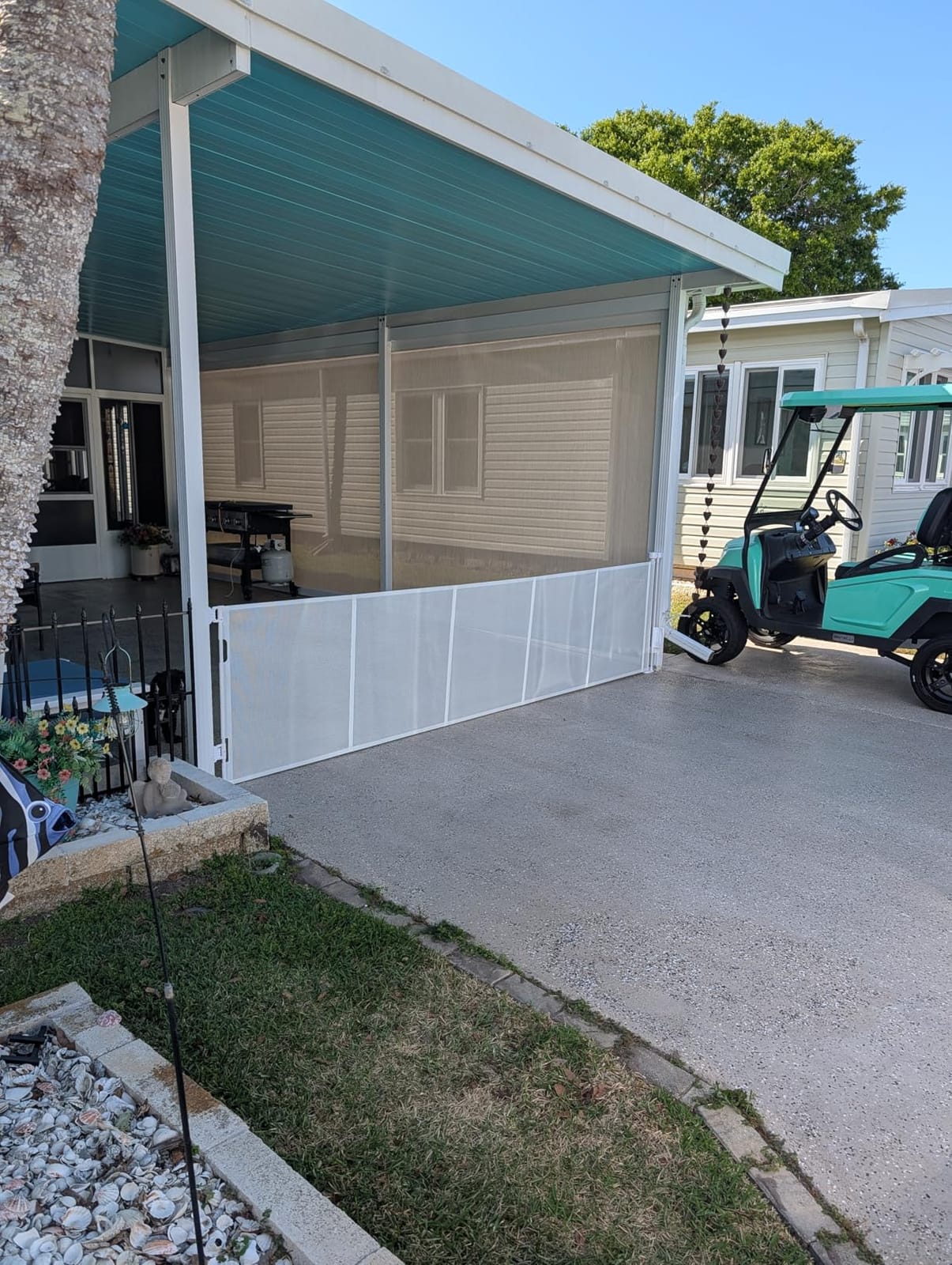 Reinforced Bottom 100 Inch Retractable Baby Gates Extra Wide Baby Gate for Large Openings, 8 ft Super Long Child Gates for Large Openings, Mesh Retractable Dog Gate for Doorways Extra Wide, Black customer photo 1