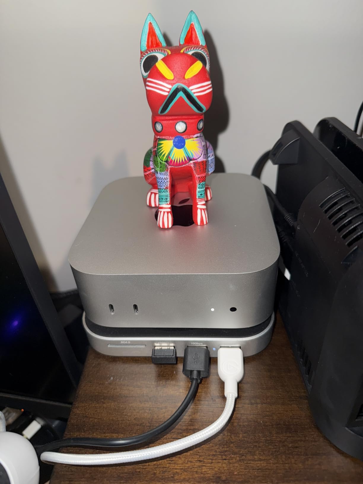 Satechi Mac mini M6, M5 Pro, M4 Hub & Stand with NVMe SSD Enclosure, Silver customer photo 1