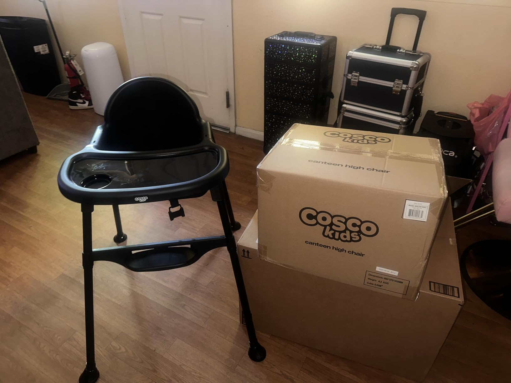 Cosco Kids Canteen High Chair Lightweight Portable Baby Feeding Chair with Adjustable Tray, Easy to Clean, Kitchen or Dining Use, Toddlers Up to 33 lbs, Mono Grey customer photo 2