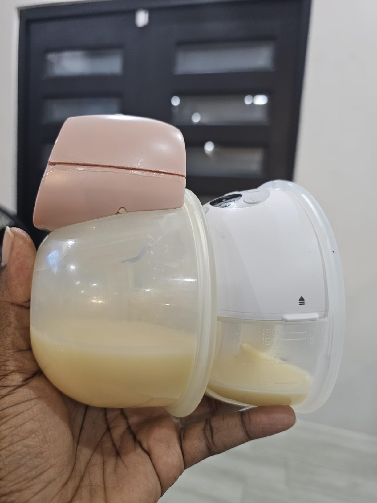 Momcozy M5 Smart APP Controlled Wearable Breast Pump, 2-Pack Cozy Red customer photo 1
