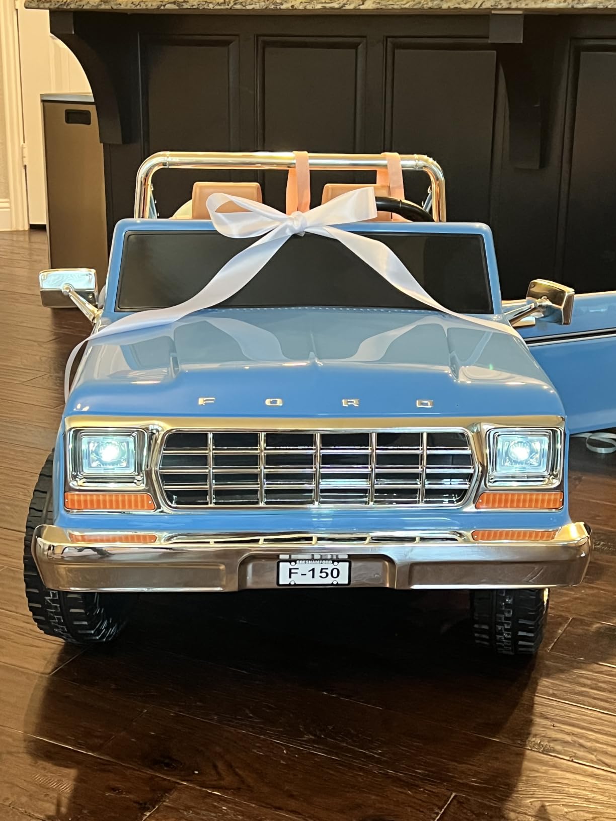 ANPABO Licensed Ford F-150 24V 2 Seater Ride on Car for Kids, Dark Blue customer photo 2