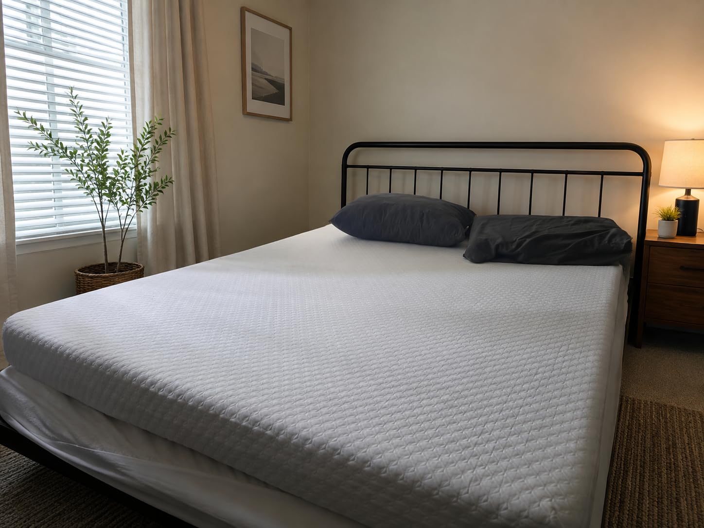 Neo Sleep Queen 12 Inch Hybrid Pocket Spring Mattress, Motion Isolation customer photo 2