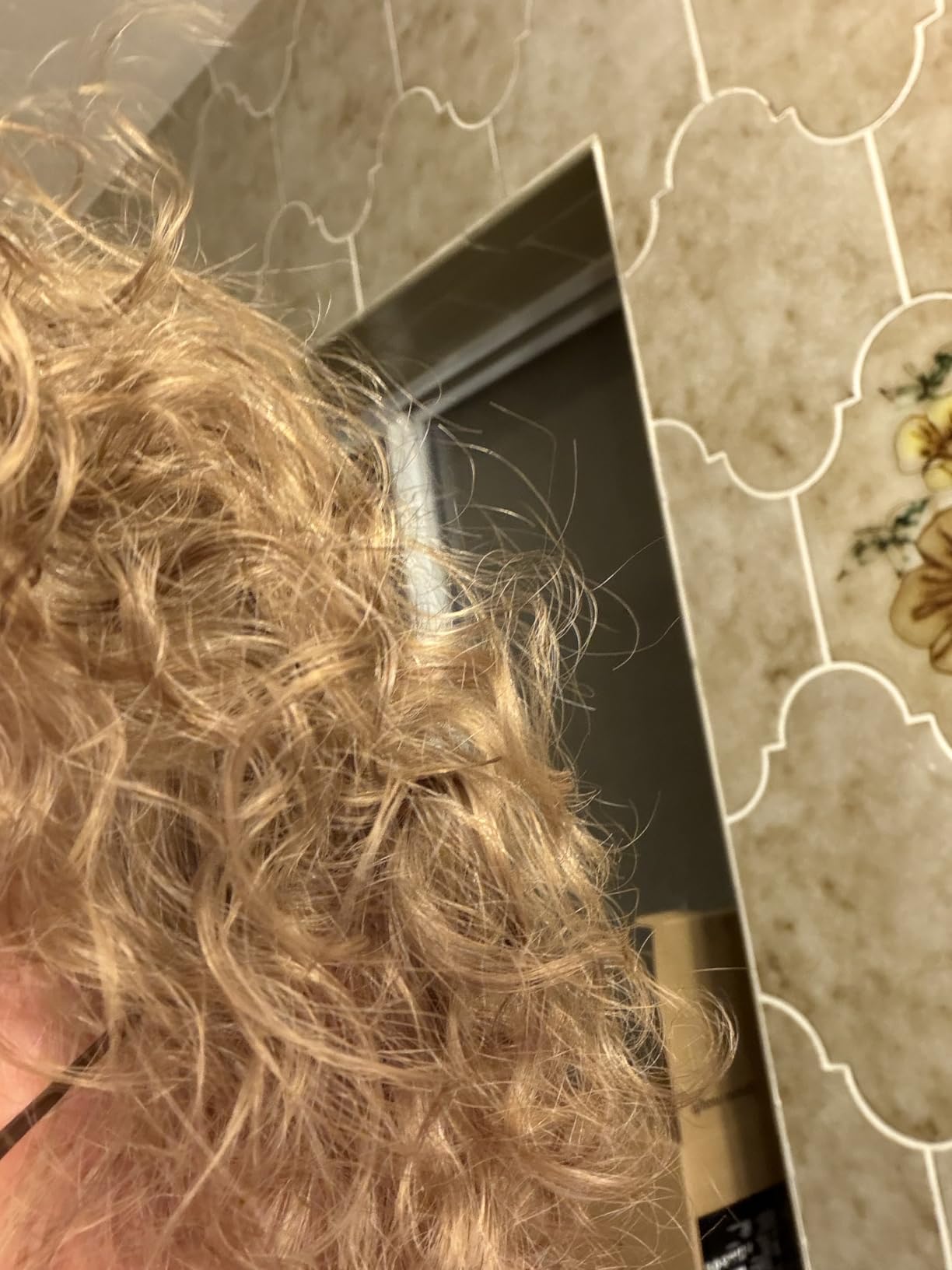 Genuine Dyson Airwrap™ 2-in-1 Wave + Curl Diffuser Attachment customer photo 1